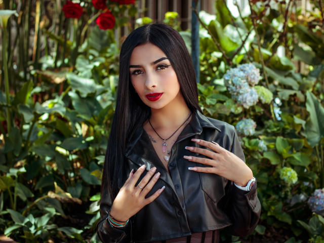 SarahanAly - Live porn &amp; sex cam - 19584710