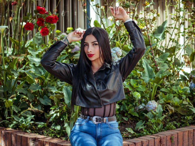 SarahanAly - Live porn &amp; sex cam - 19584746