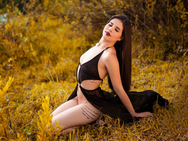 AliceBlakee - сексуальная веб-камера в реальном времени - 19586726