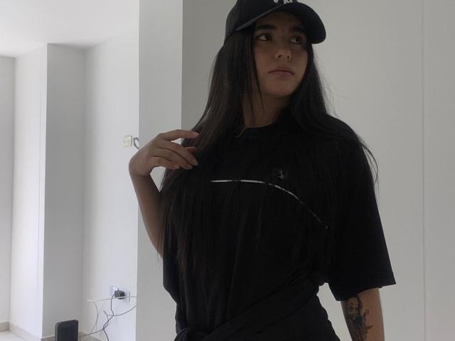 LianaBernocchi - сексуальная веб-камера в реальном времени - 19587638