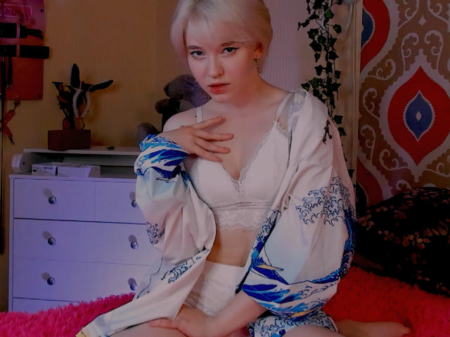 FirstSnoow - Live porn &amp; sex cam - 19588370