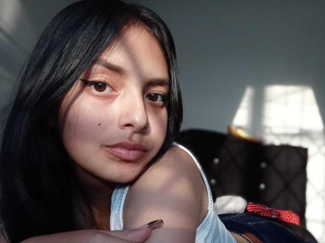 GiselaBu - Live porn &amp; sex cam - 19588778