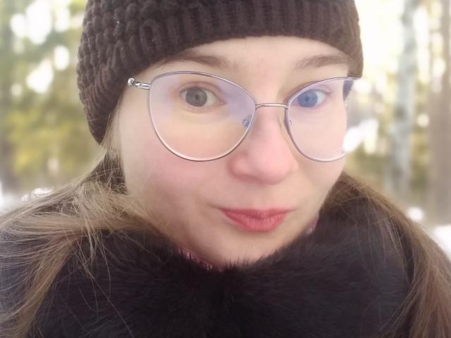 KiraGoldens - Live Sex Cam - 19593246