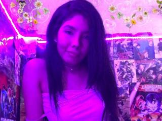 MileyWatson - Live porn &amp; sex cam - 19597046