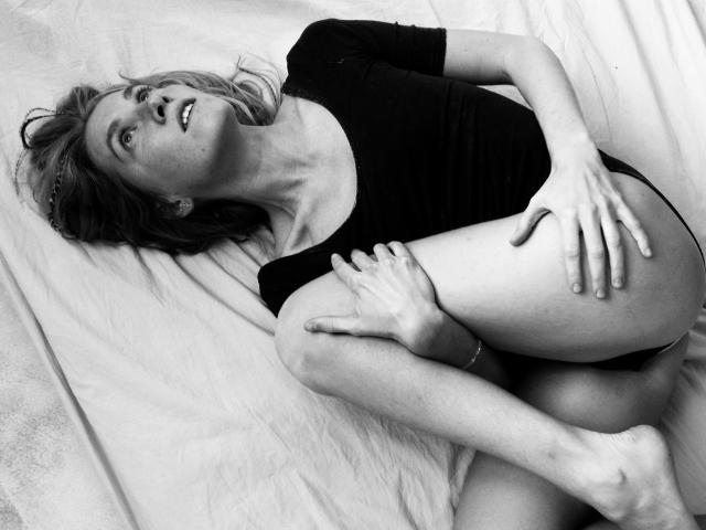 MooreRose - Live porn &amp; sex cam - 19599094