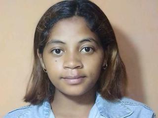 SharoneSeven - Live porn &amp; sex cam - 19599458