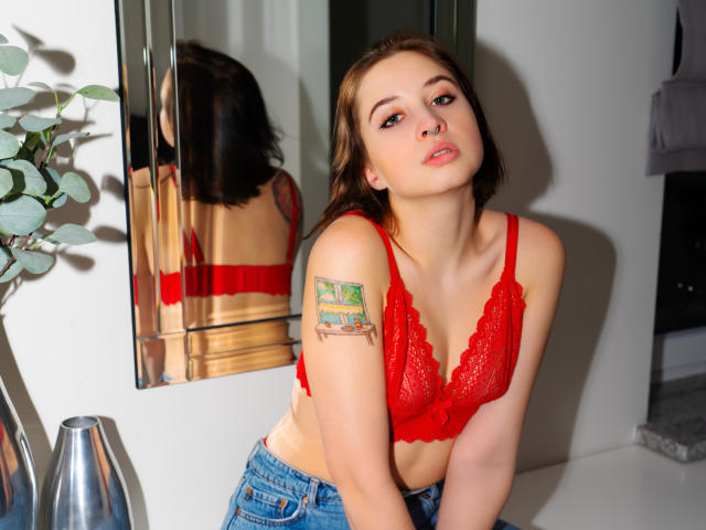 LisaLips - Live porn &amp; sex cam - 19603862