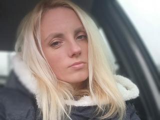 OdriCheriza - Live porn &amp; sex cam - 19604050