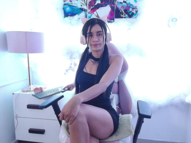 AmberHoks - сексуальная веб-камера в реальном времени - 19606110