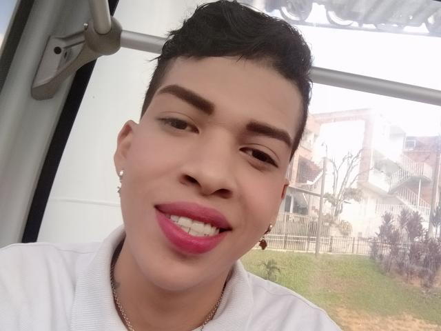 Ceeleste - Sexe cam en vivo - 19609314