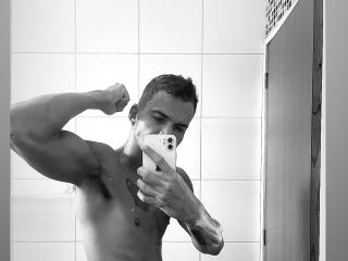 GorgeousManHot - Live porn &amp; sex cam - 19614142