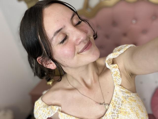 ChloeDulce - פורנו בשידור חי ומצלמת סקס - 19618206