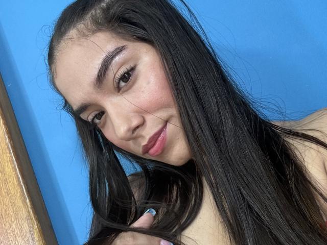 SharonKlart - Élő pornó és szexkamera - 19621754