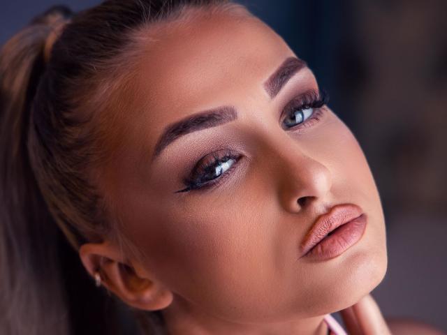 KylieJonnes - Live porn &amp; sex cam - 19627746
