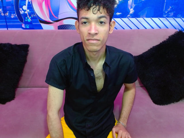 TheoJohns - сексуальная веб-камера в реальном времени - 19628114