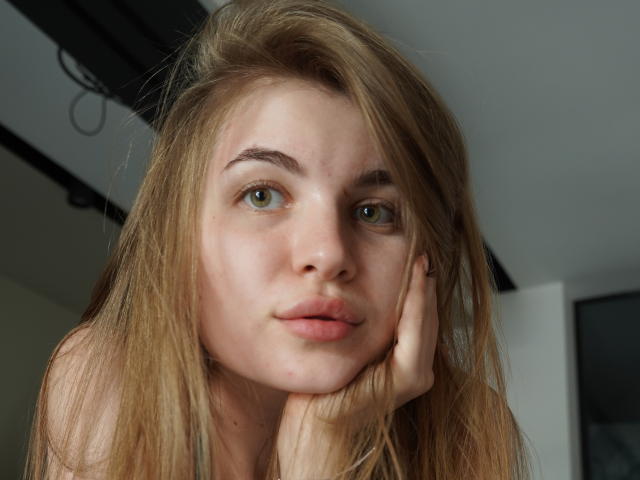 EllenMays - פורנו בשידור חי ומצלמת סקס - 19630122