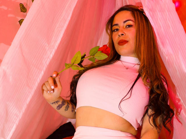 AlaiaRios - сексуальная веб-камера в реальном времени - 19630230