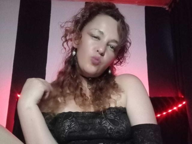 AmandaHotL - Live porn &amp; sex cam - 19640034