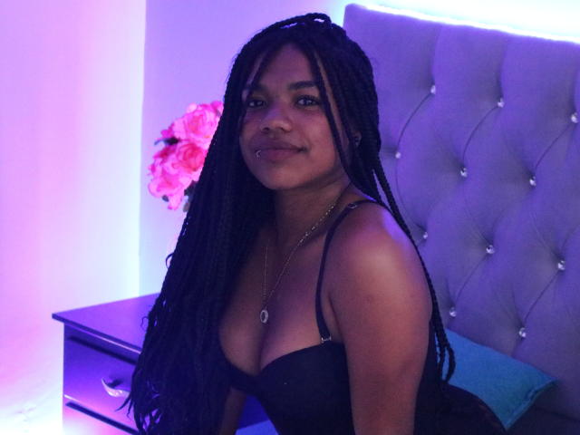 AliciaStones - Sexe cam en vivo - 19640666