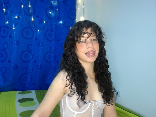 CamiEvans - Live porn &amp; sex cam - 19641678