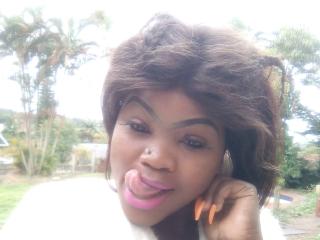 BigBootyQueenzz - Live porn &amp; sex cam - 19644526