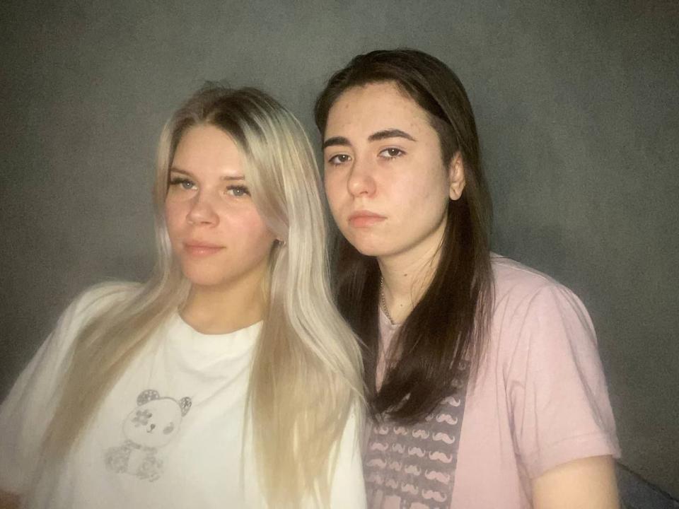 LorraineAndAlysa - сексуальная веб-камера в реальном времени - 19646478