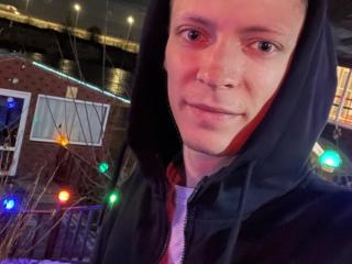 LegendRobert - Live porn &amp; sex cam - 19650630