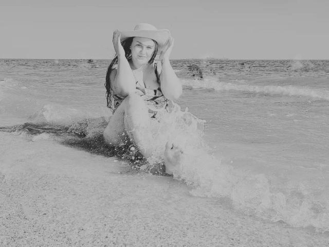 EmilyWind - Live porn &amp; sex cam - 19651218