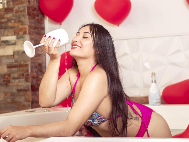 KylieMori - Live porn &amp; sex cam - 19654374