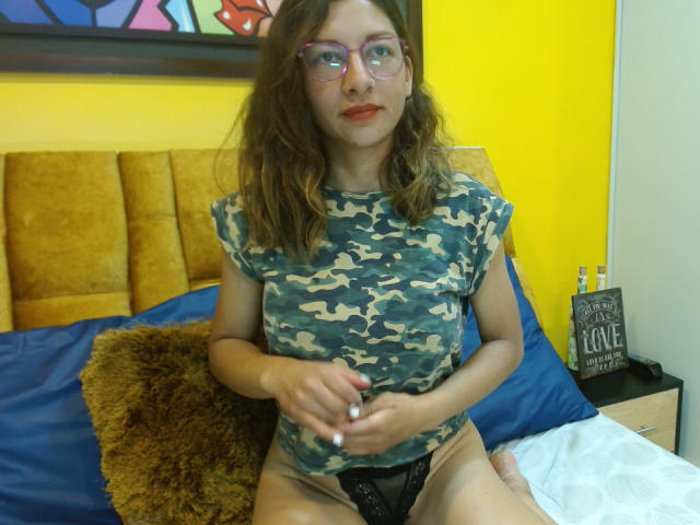 VioletSingh - Live porn &amp; sex cam - 19659526