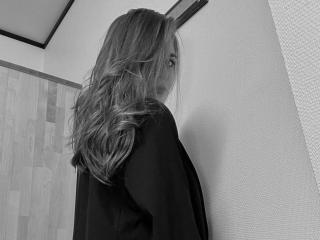 MiaMoone - сексуальная веб-камера в реальном времени - 19660430