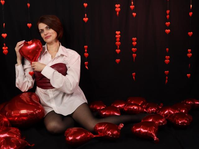 LisaTreds - Élő pornó és szexkamera - 19664342