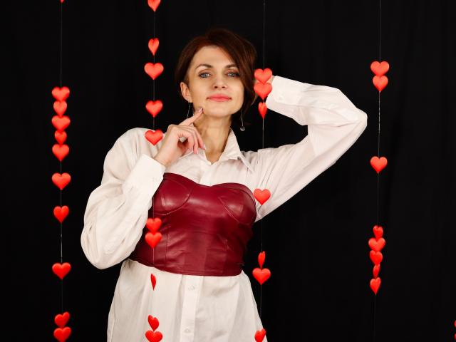 LisaTreds - Live porn &amp; sex cam - 19664370