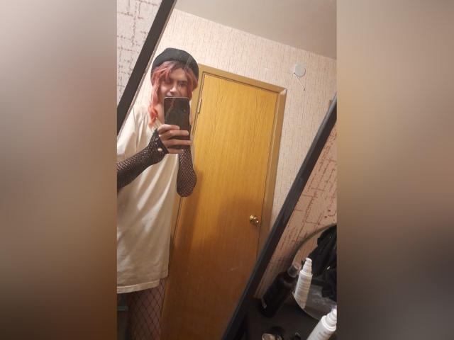 ReginaiSheT - Live porn &amp; sex cam - 19664490