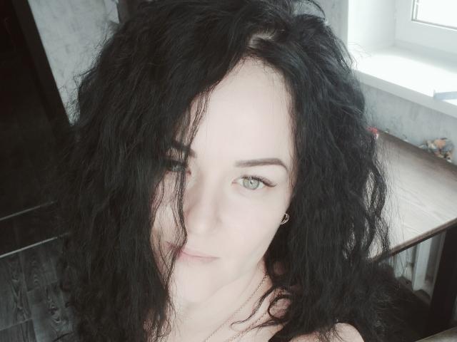 EllyGusta - Live porn &amp; sex cam - 19666678