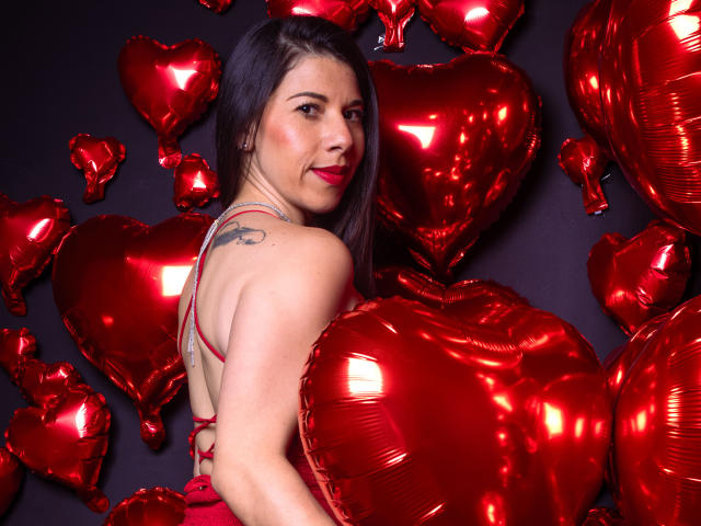 LauraaVelez - Live sex cam - 19668154