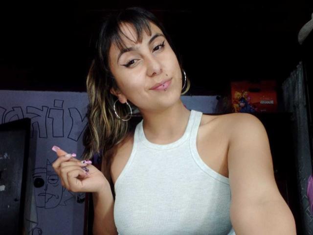 SaraRouse - Live porn &amp; sex cam - 19670334