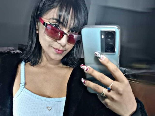 SaraRouse - Live porn &amp; sex cam - 19671246