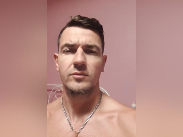 AdamaSexy - Live porn &amp; sex cam - 19671486