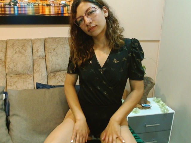 VioletSingh - Live sex cam - 19675246