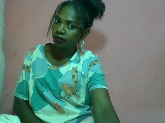 Cathalaya - Live sex cam - 19676390