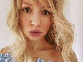 KarmeLove - Live porn &amp; sex cam - 19676746