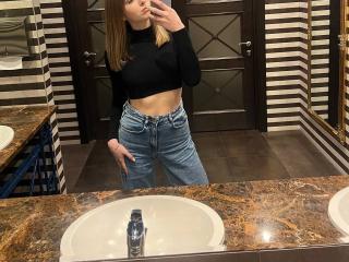 MiaMoone - Live Sex Cam - 19678582