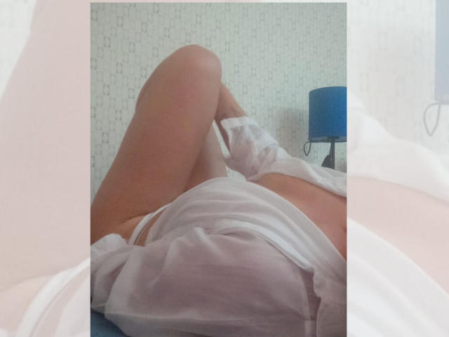 IsabellaClarck - Live porn &amp; sex cam - 19679650