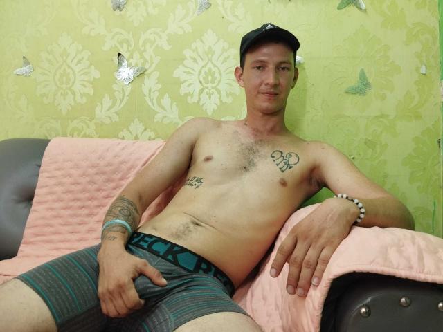 AndresRomano - Live porn &amp; sex cam - 19680226