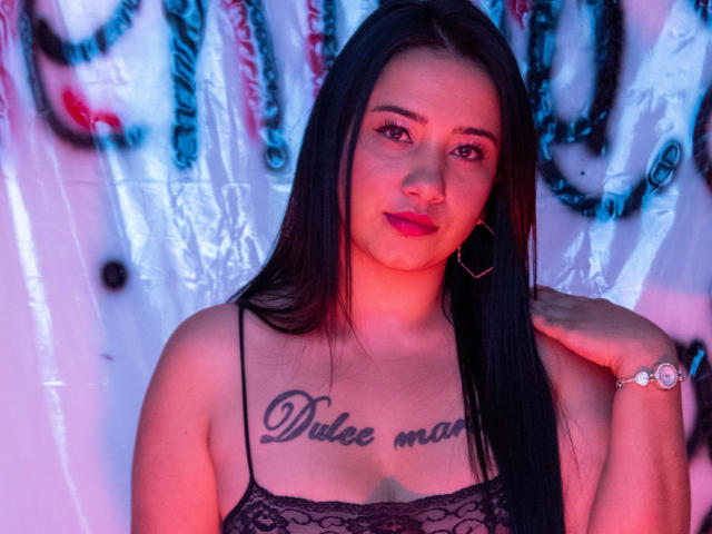 HannaLoverHot - Live porn &amp; sex cam - 19684438