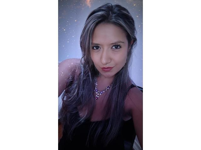 ValeriaHunter69 - Live porn &amp; sex cam - 19684902