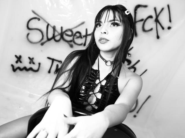 AlySnow - Live sex cam - 19688682