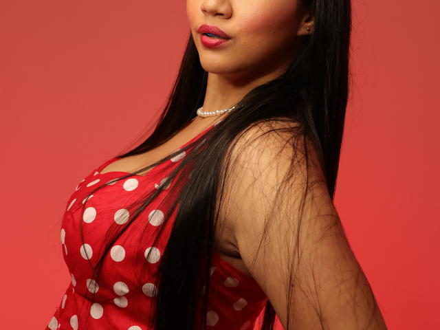 CarolineAkimov - Live sex cam - 19689954