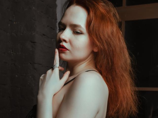 MoonRaisa - Live porn &amp; sex cam - 19690946